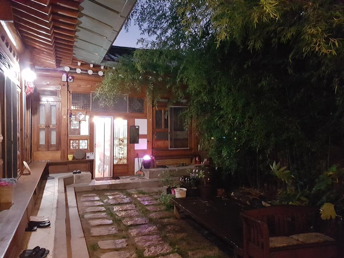 Gongsimga Hanok Guesthouse Seoul Exterior photo