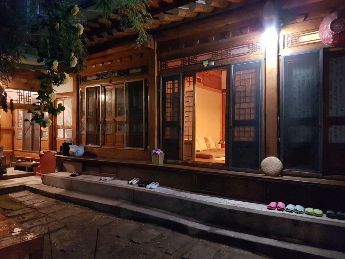 Gongsimga Hanok Guesthouse Seoul Exterior photo